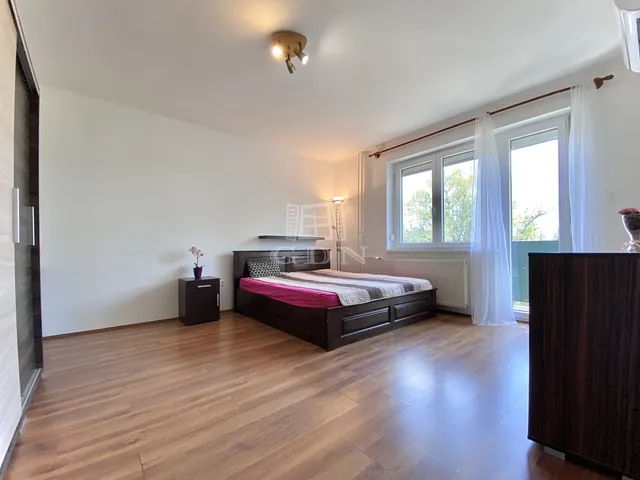 Eladó lakás Budapest II. kerület 39 nm