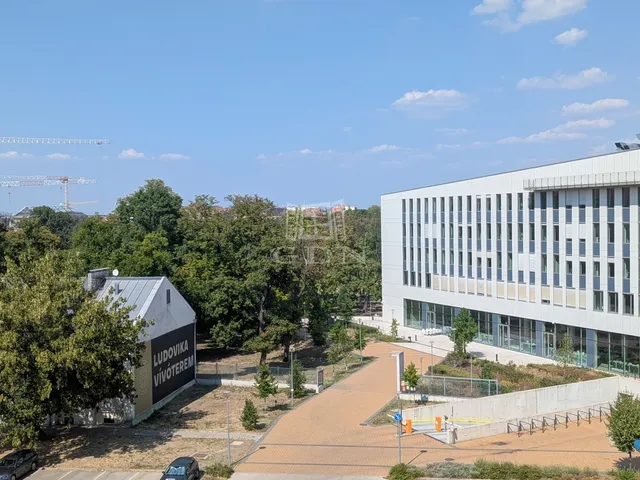 Eladó lakás Budapest IX. kerület 85 nm