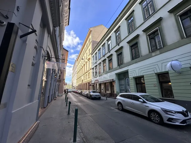 Eladó lakás Budapest VI. kerület 32 nm