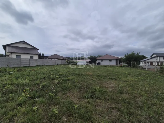 Eladó telek Vácrátót 785 nm
