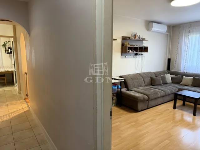 Eladó lakás Budapest XV. kerület 64 nm