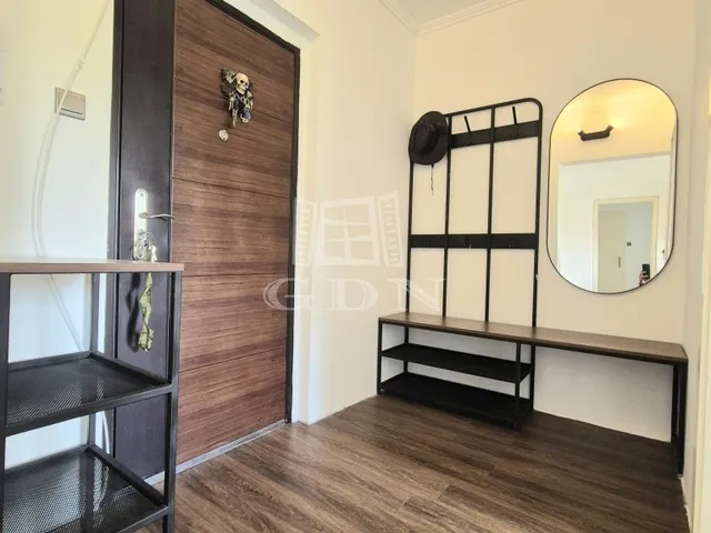 Eladó lakás Budapest VIII. kerület 84 nm