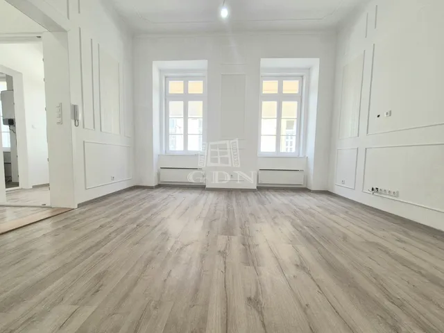 Eladó lakás Budapest V. kerület 90 nm