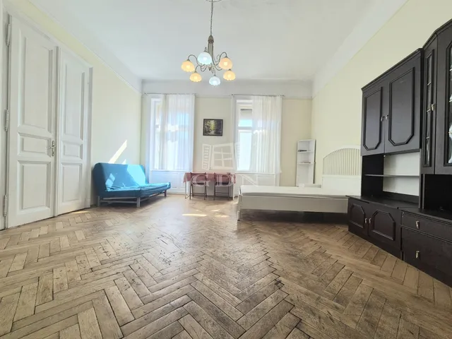 Eladó lakás Budapest VI. kerület 88 nm