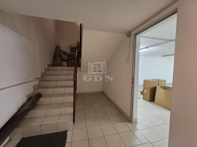 Eladó kereskedelmi és ipari ingatlan Budapest VII. kerület 146 nm
