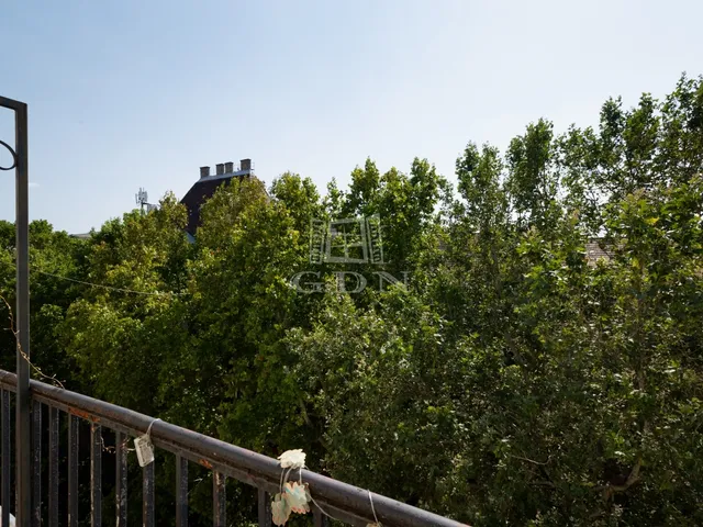 Eladó lakás Budapest VI. kerület 60 nm