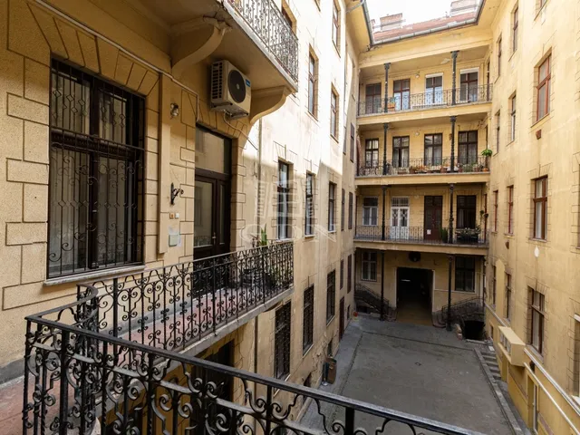 Eladó lakás Budapest IX. kerület 77 nm