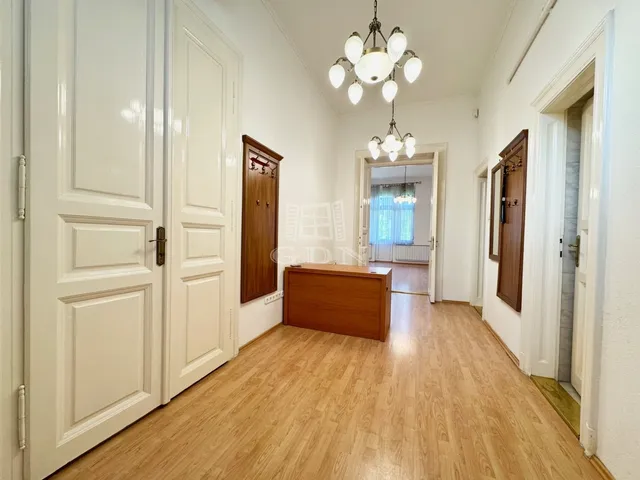 Kiadó lakás Budapest XI. kerület, Szentimreváros 138 nm
