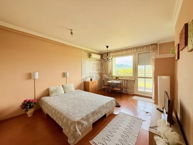 Eladó lakás Budapest III. kerület, Rómaifürdő 30 nm