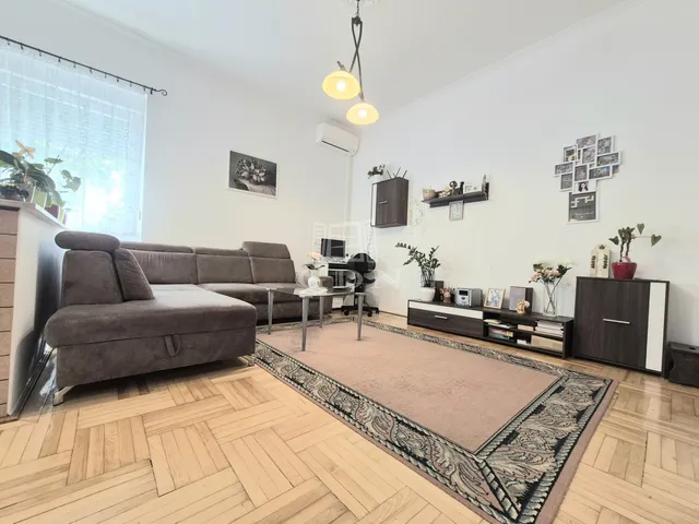 Eladó ház Budapest XVIII. kerület 330 nm