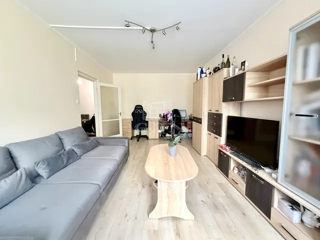 Eladó lakás Budapest III. kerület 52 nm
