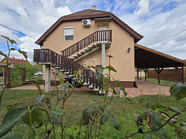 Eladó ház Budapest XVII. kerület, Rákoskeresztúr 120 nm