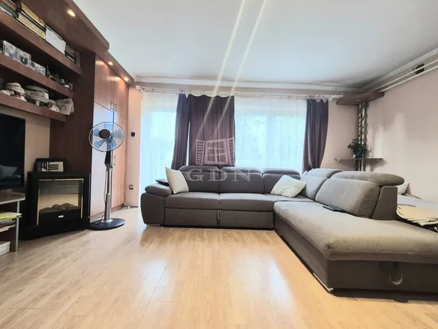 Eladó ház Budapest XVI. kerület 210 nm