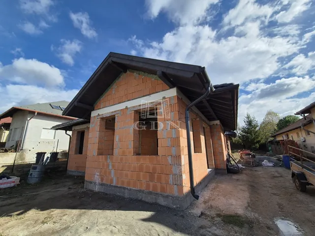 Eladó ház Ecser 75 nm