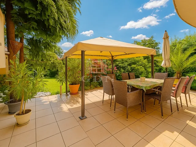 Eladó ház Szentendre 320 nm