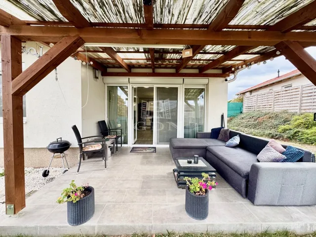 Eladó ház Pilisjászfalu 77 nm