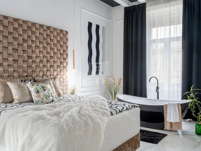 Eladó lakás Budapest VI. kerület 93 nm