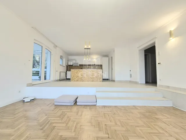 Eladó ház Budapest II. kerület 235 nm