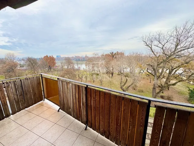 Eladó lakás Budapest III. kerület 60 nm