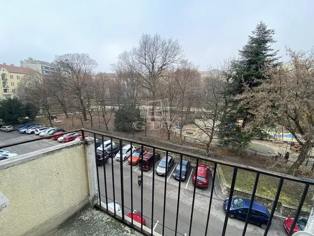 Eladó lakás Budapest II. kerület, Országút 68 nm