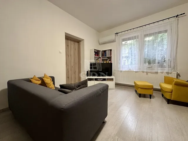 Eladó ház Budapest X. kerület, Óhegy 49 nm