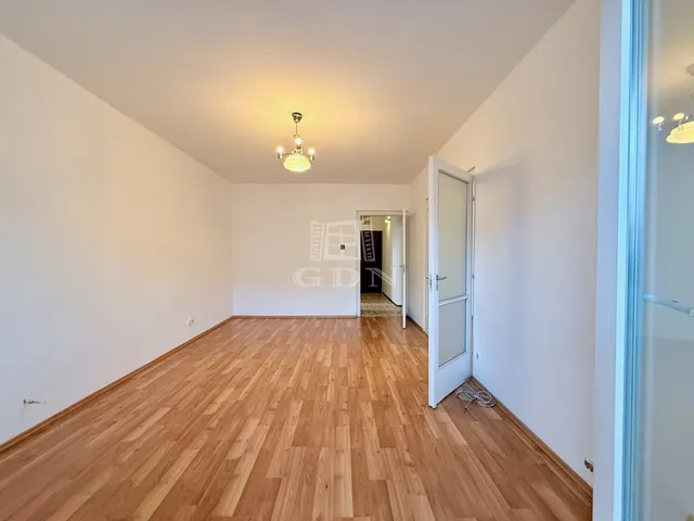 Eladó lakás Budapest III. kerület 53 nm