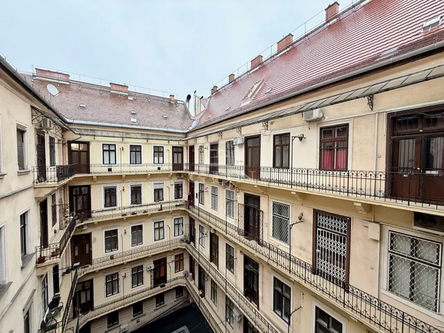 Eladó lakás Budapest VII. kerület 130 nm