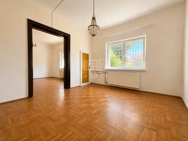 Eladó ház Budapest III. kerület, Csillaghegy 130 nm