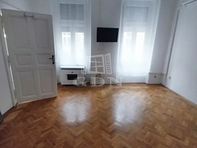 Eladó lakás Budapest VI. kerület 37 nm