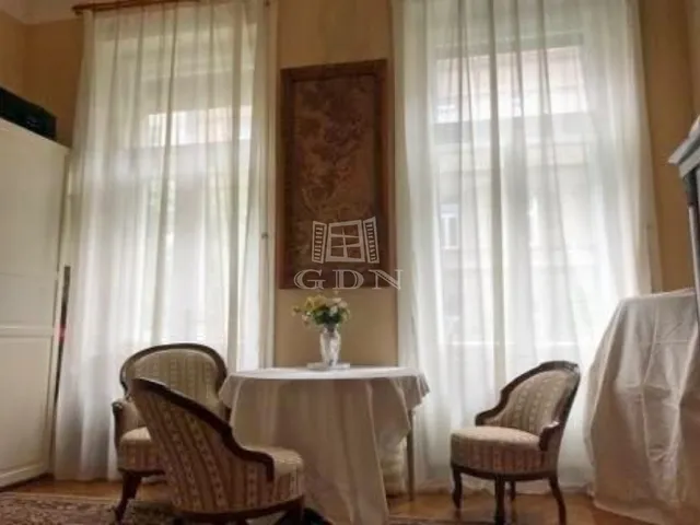 Eladó lakás Budapest II. kerület 62 nm