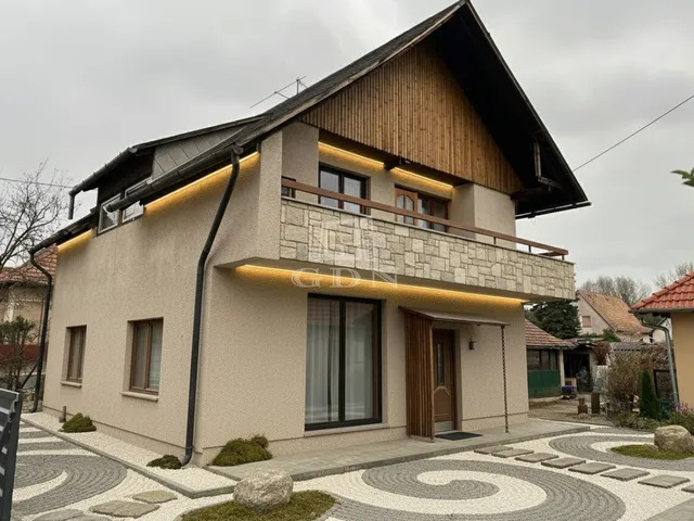 Eladó lakás Veresegyház, Ligetek 62 nm