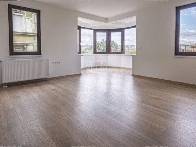 Eladó lakás Budapest VI. kerület 79 nm