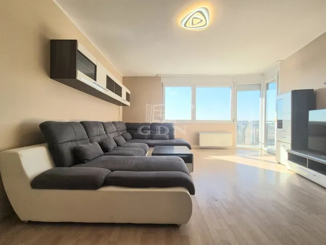 Eladó lakás Budapest XXI. kerület 79 nm