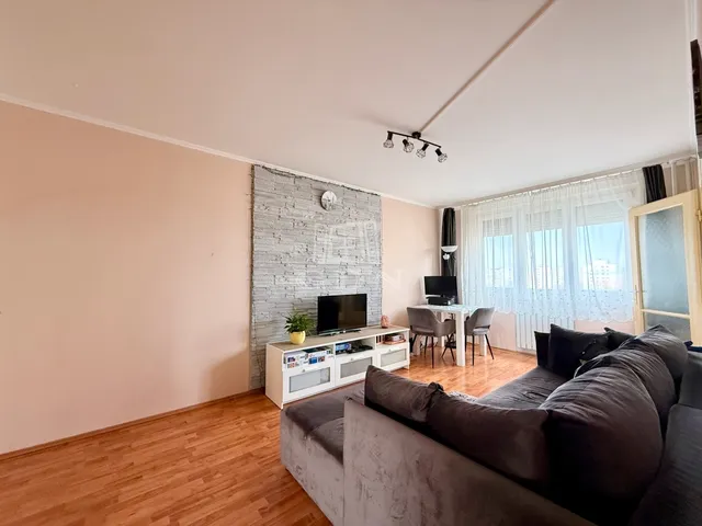 Eladó lakás Budapest III. kerület 67 nm