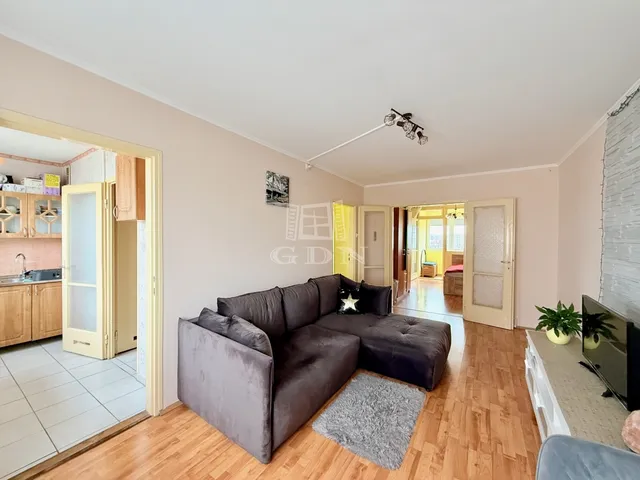 Eladó lakás Budapest III. kerület 67 nm