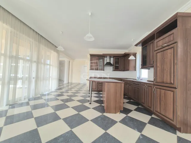 Eladó ház Budapest XVIII. kerület 276 nm