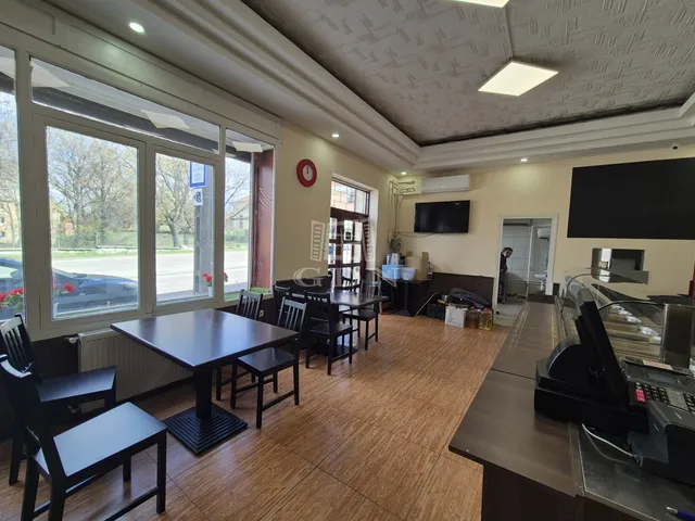 Eladó kereskedelmi és ipari ingatlan Budapest IV. kerület 102 nm