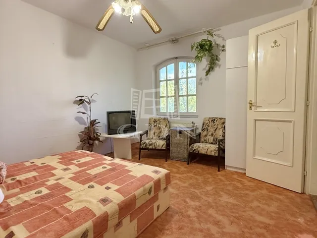 Kiadó kereskedelmi és ipari ingatlan Budapest XVI. kerület, Rákosszentmihály 800 nm