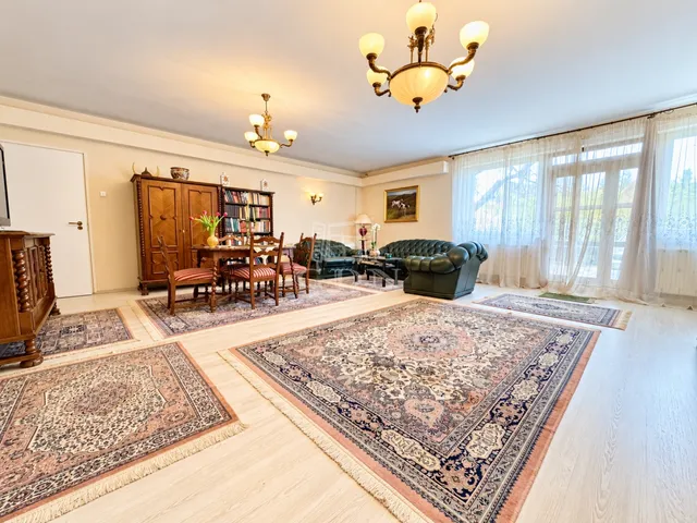 Eladó ház Budapest II. kerület, Pesthidegkút-Ófalu 150 nm