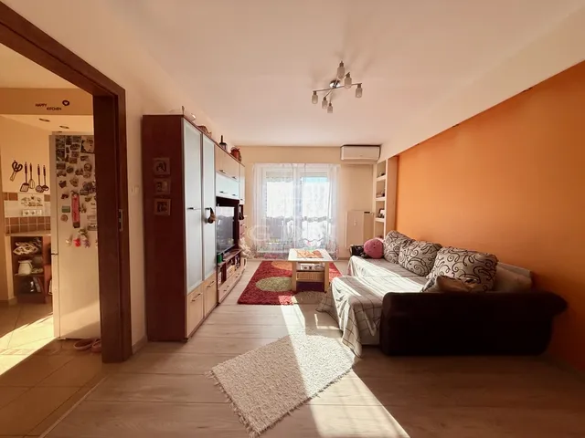 Eladó lakás Budapest III. kerület 74 nm