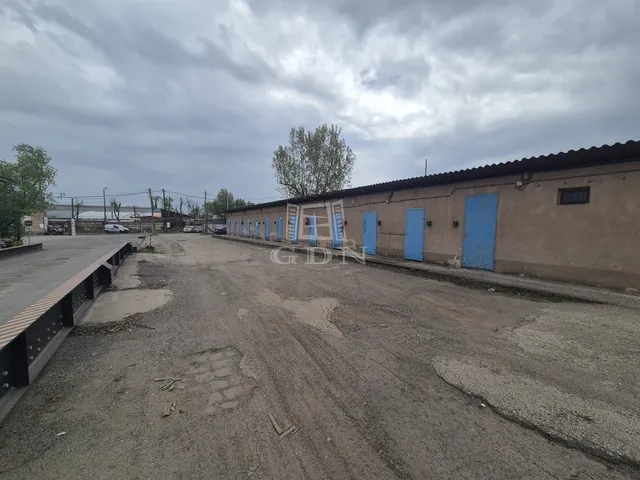 Eladó kereskedelmi és ipari ingatlan Budapest X. kerület 9491 nm