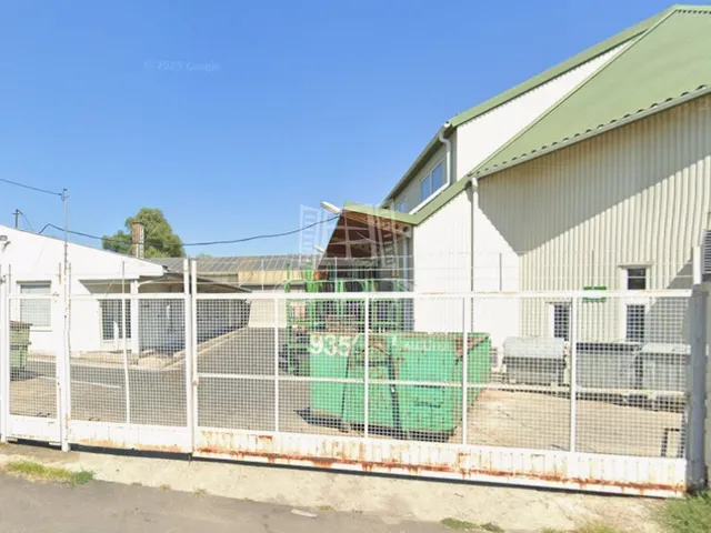 Eladó kereskedelmi és ipari ingatlan Budapest XV. kerület, Rákospalota 1159 nm