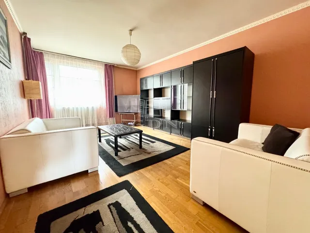 Eladó lakás Budapest XIV. kerület, Herminamező 73 nm