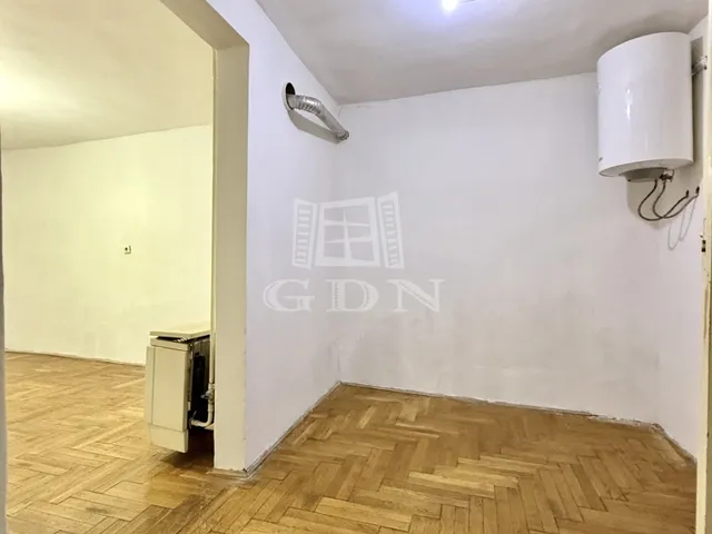 Eladó lakás Budapest X. kerület, Óhegy 27 nm
