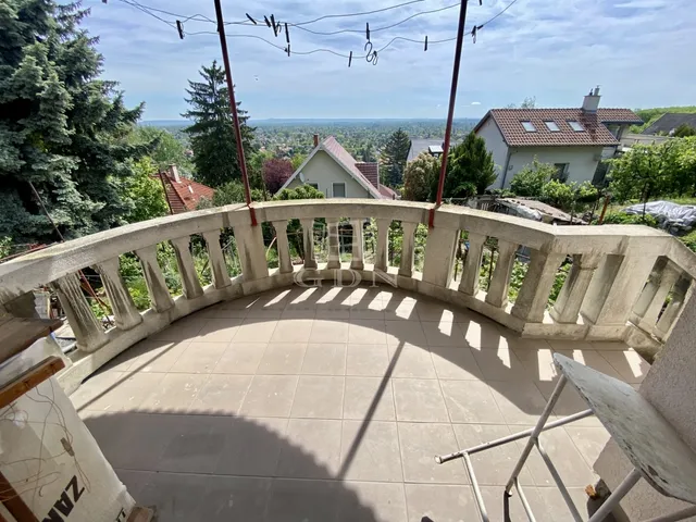 Eladó ház Budapest III. kerület, Csillaghegy 90 nm