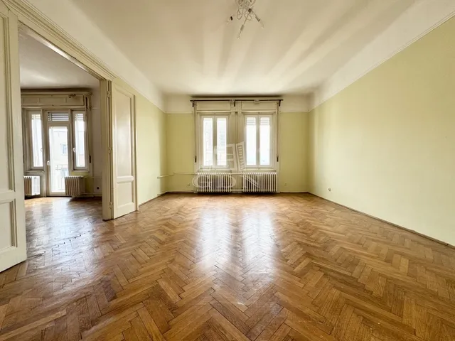 Eladó lakás Budapest II. kerület, Országút 138 nm