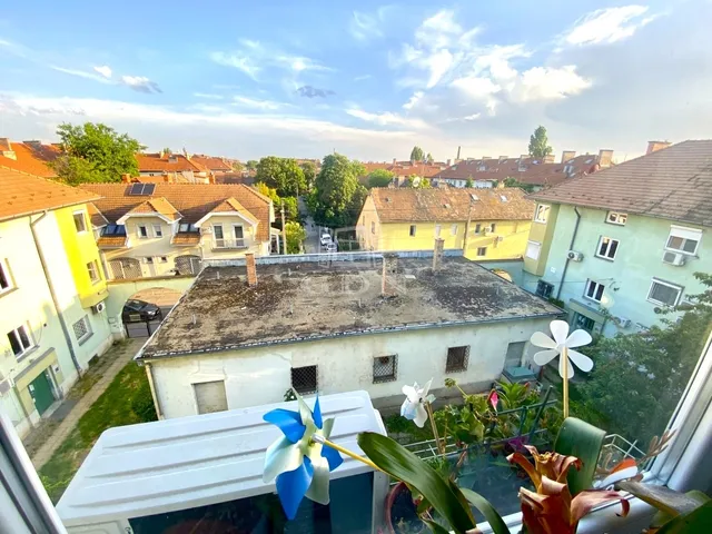Eladó lakás Budapest X. kerület, Laposdűlő 49 nm