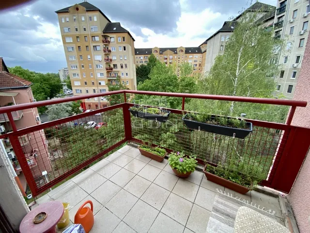 Eladó lakás Budapest IV. kerület 87 nm