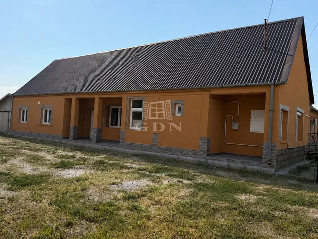 Eladó ház Dabas, Sári 100 nm