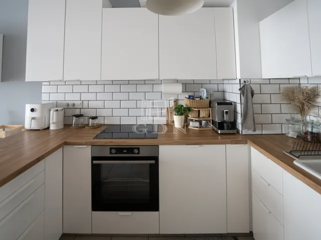 Eladó lakás Budapest XXI. kerület 70 nm